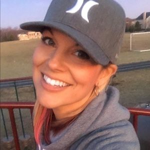 Meet your Posher, Courtney